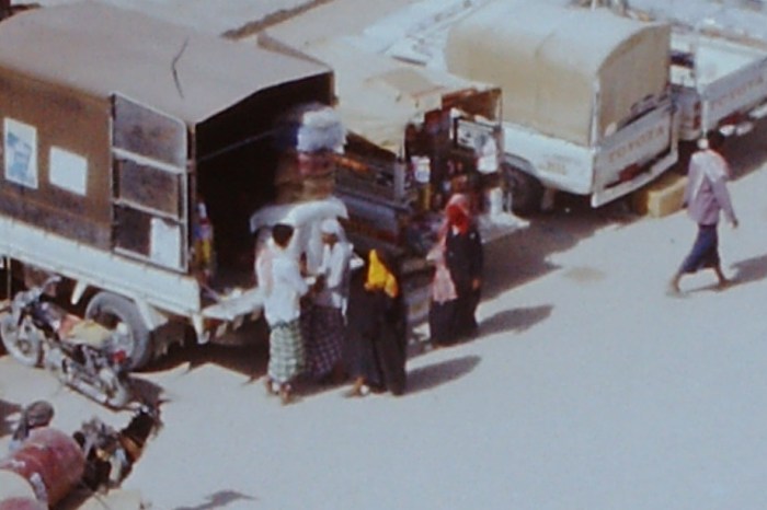 Say'un: bedelaarsters.