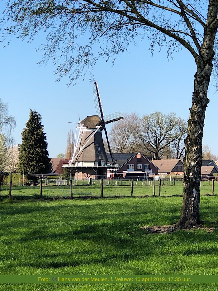Hulshorst: Korenmolen De Maagd