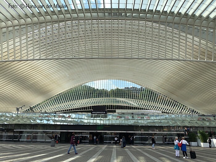 Station Luik - Gare de Liège Guillemins