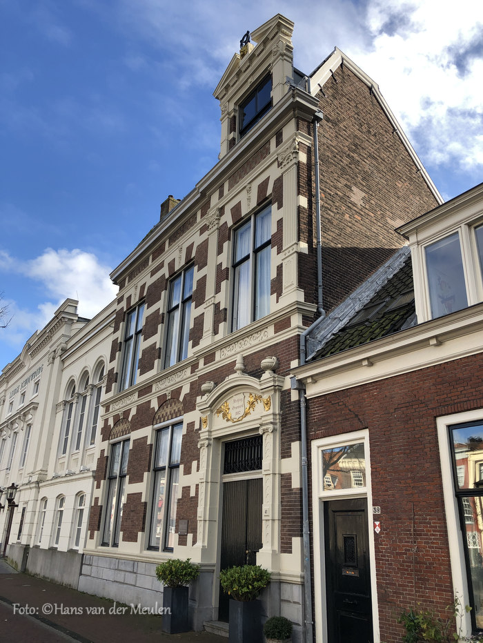 Leiden